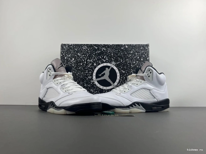 Rep MAX AIR DD0587-110 5 RETRO JORDAN BLACK' 'WHITE 0824